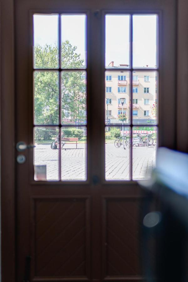 Hostel Opole Glowne Экстерьер фото